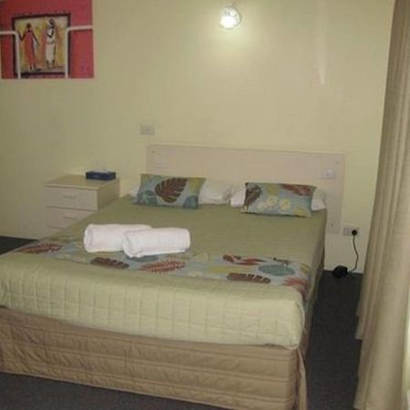 Twin Pines Motel Mooloolaba Εξωτερικό φωτογραφία