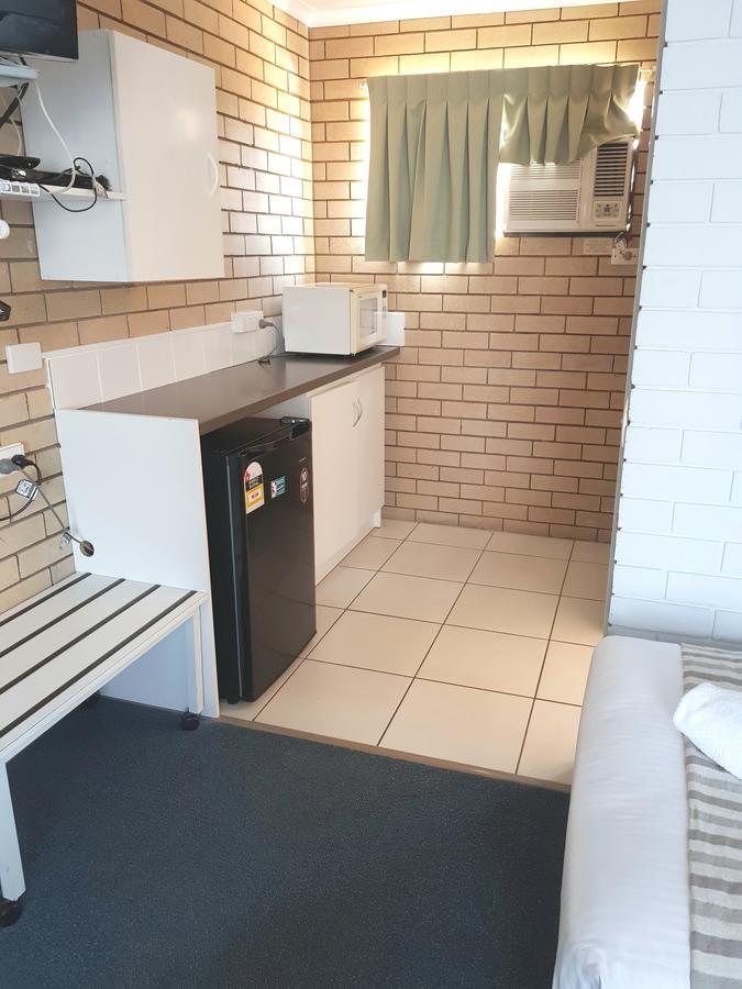 Twin Pines Motel Mooloolaba Εξωτερικό φωτογραφία