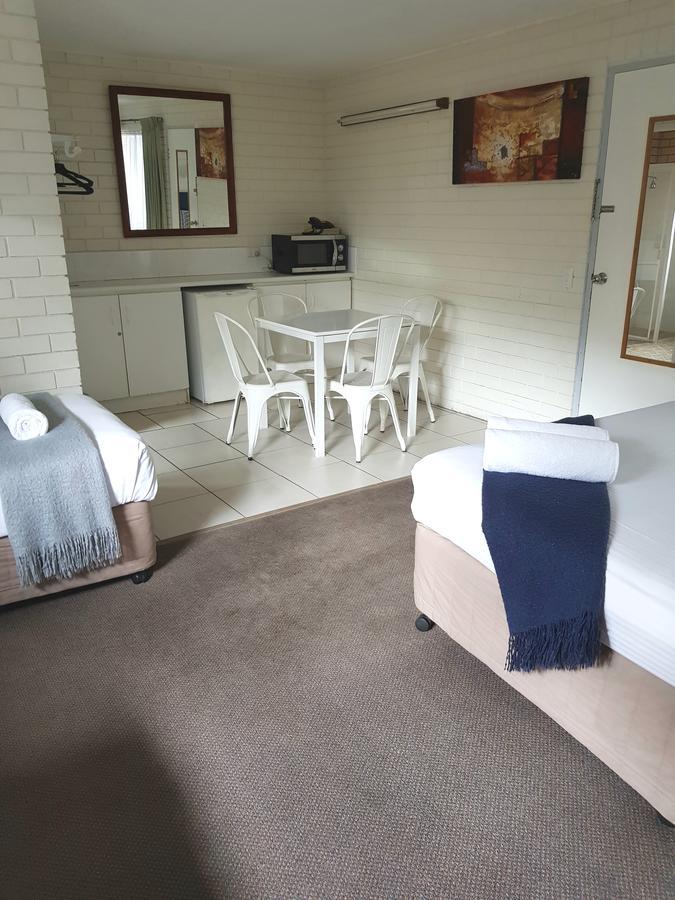 Twin Pines Motel Mooloolaba Εξωτερικό φωτογραφία