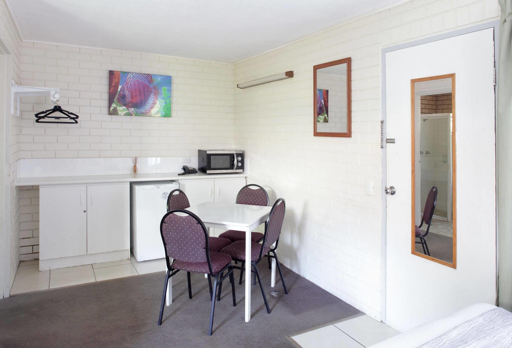 Twin Pines Motel Mooloolaba Εξωτερικό φωτογραφία