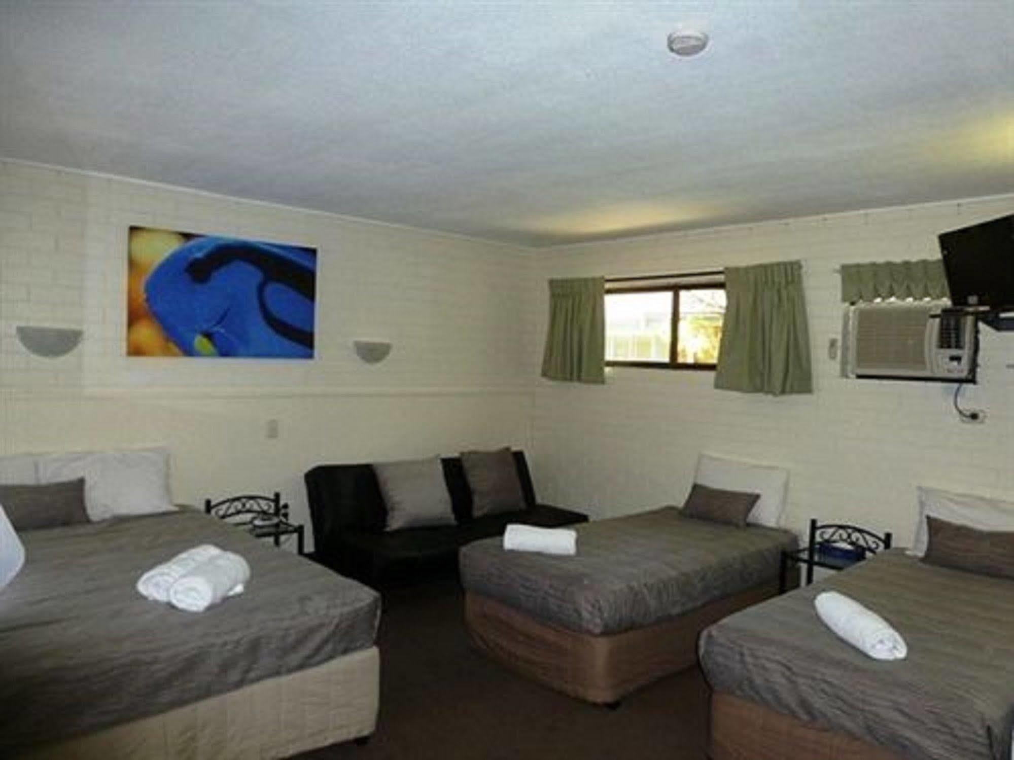 Twin Pines Motel Mooloolaba Εξωτερικό φωτογραφία