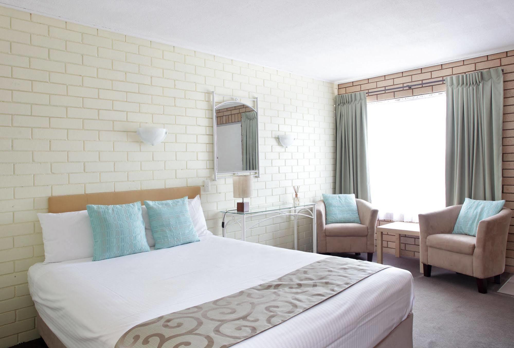 Twin Pines Motel Mooloolaba Εξωτερικό φωτογραφία
